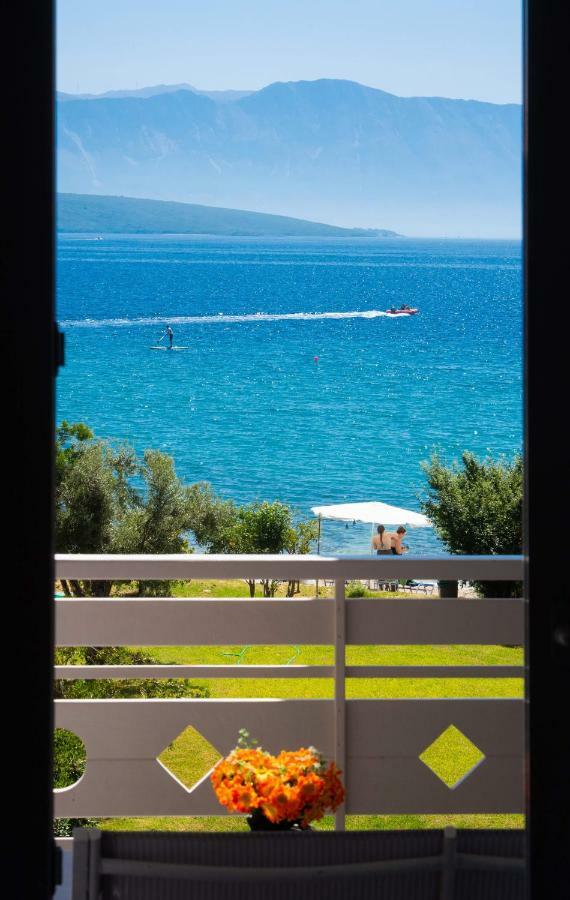 Ifi Sea House Apartment Nikiana Exterior photo